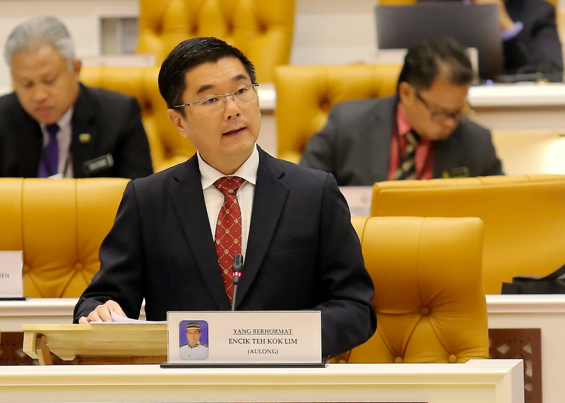 Perak pertimbang larangan penuh beg plastik sekali guna