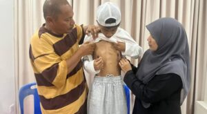 Pesara kerajaan rayu biaya bedah jantung anak RM70,000