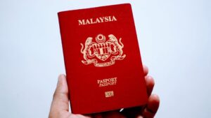 Pihak Imigresen Menawarkan Penggantian Pasport Percuma Untuk Mereka Yang Terkesan Dengan Banjir