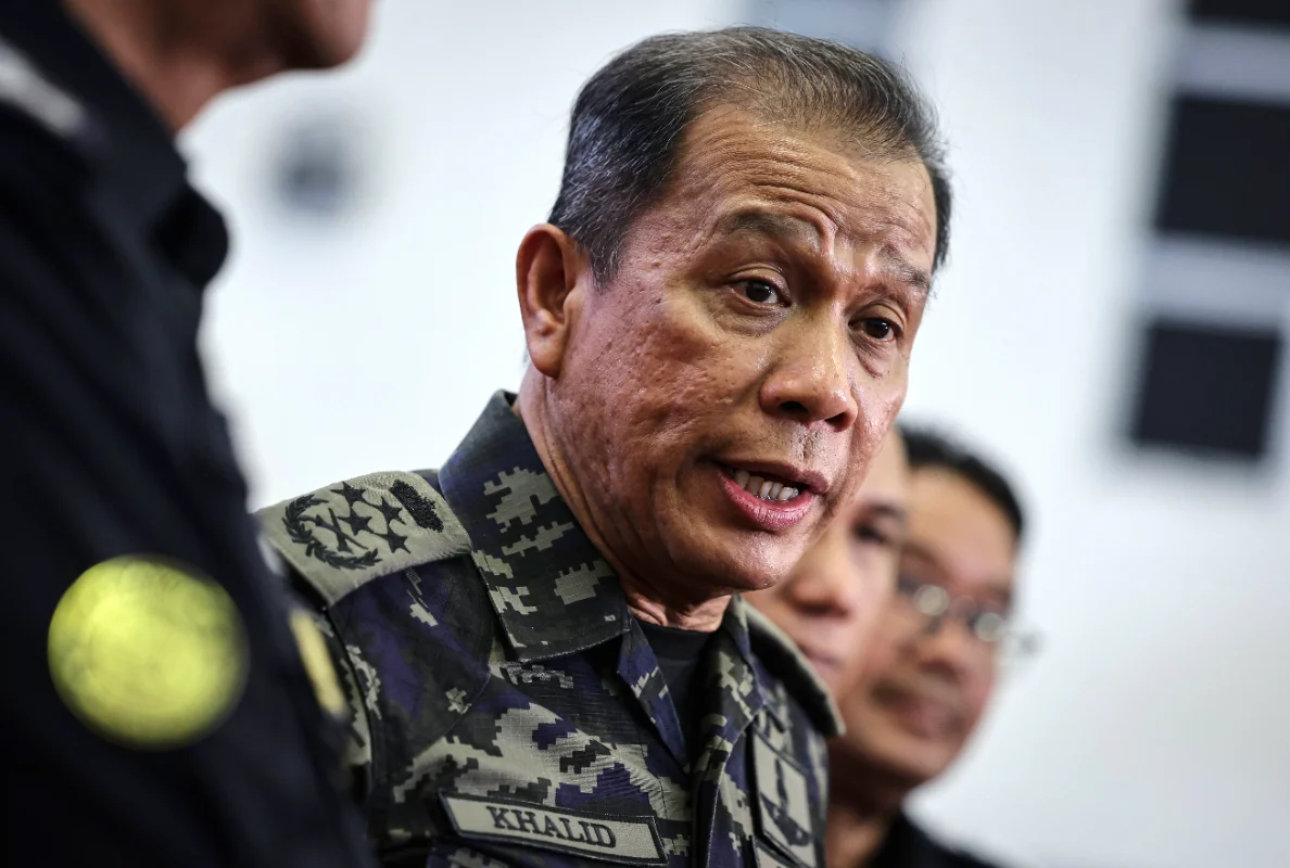 Police increase search for Indira Gandhi's ex-husband