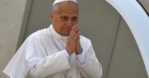 Pope slams treatment of migrants in US