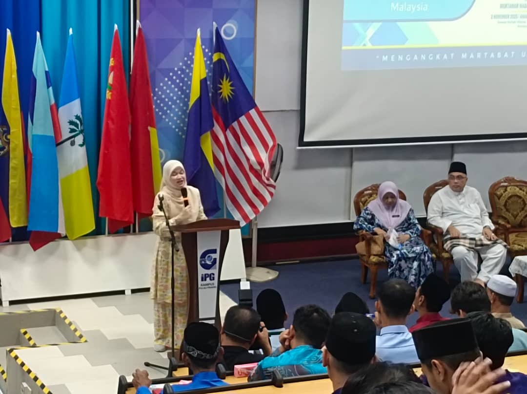 Program Pembentukan Karakter dilaksana secara berperingkat