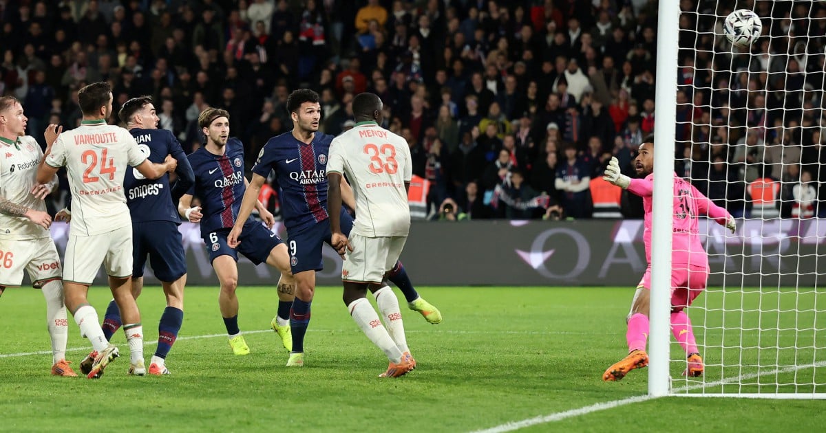 Ramos header earns PSG late win over Nice