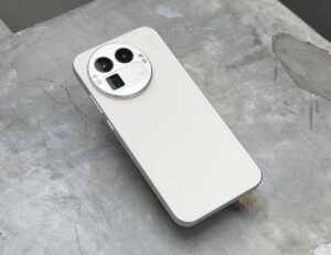 Realme GT 8 Pro: Snapdragon 8 Elite Gen 5, "Ricoh GR camera", priced from RM4,299