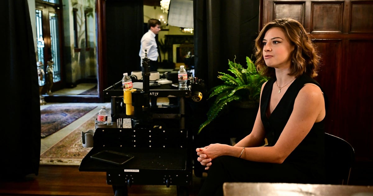 #SHOWBIZ: Vertical drama craze sweeping LA