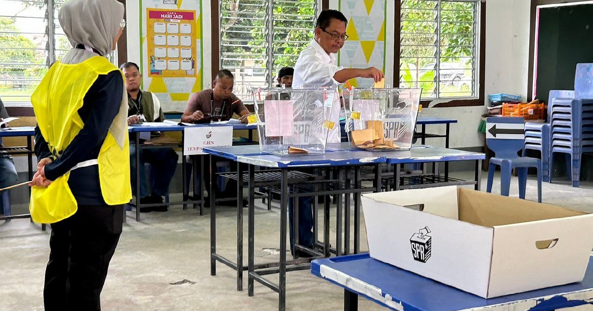 Sabah PKR chairman casts his vote in Tempasuk