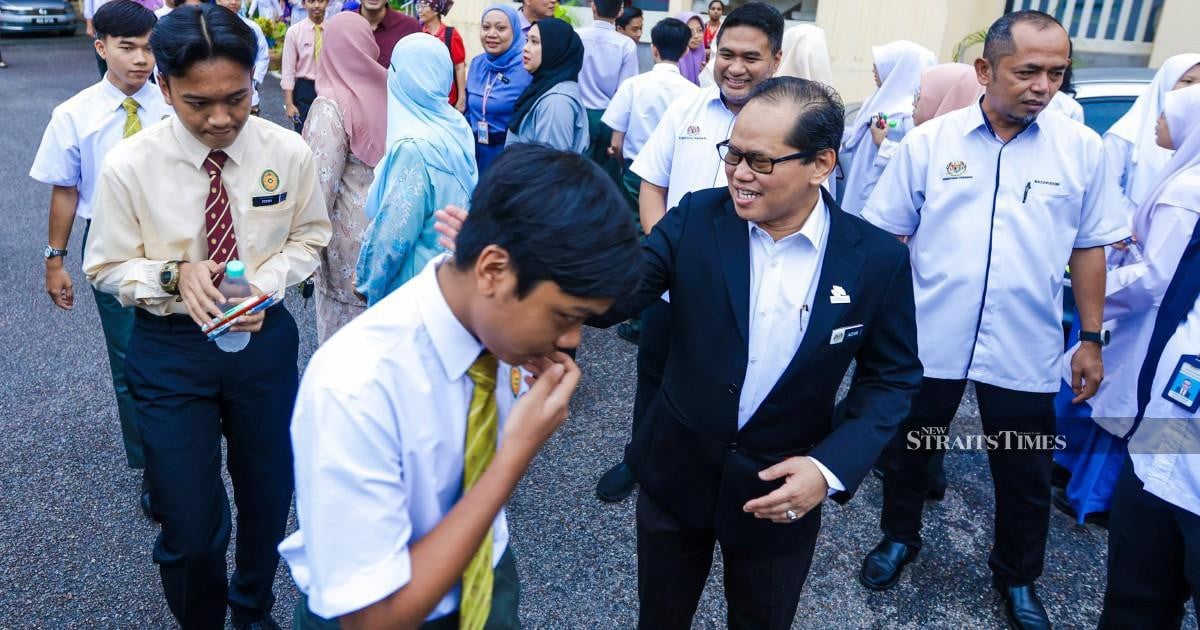 Schools used as flood relief centres will not disrupt SPM exams, says MOE