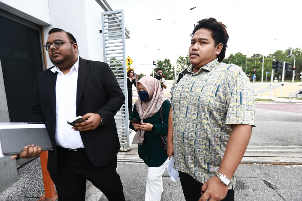 Sofia Rini hadir beri keterangan SPRM lebih 6 jam, belum selesai