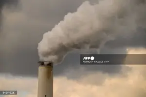 South Korea pledges to phase out coal plants