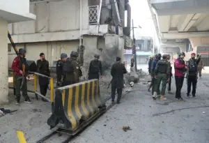 Tiga maut, lima cedera dalam serangan pengganas di Peshawar, Pakistan