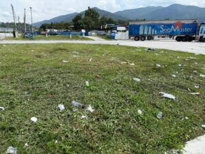Tindakan tegas cegah buang sampah merata-rata di Jalan Seremban-Kuala Pilah