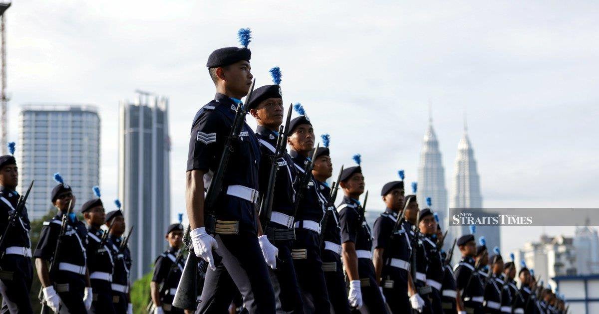 Today's news in pictures - Saturday, Nov 22, 2025