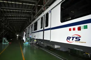 Tren pertama projek RTS Link tiba di Johor Bahru