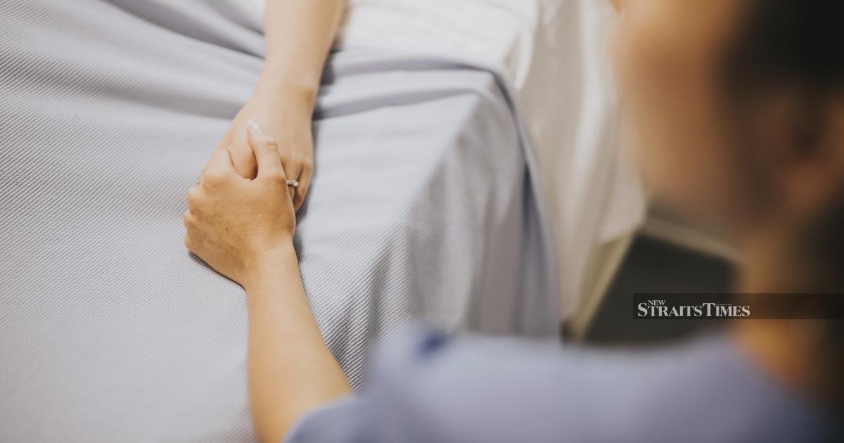 Unsung heroes bring comfort to Johor's terminally ill