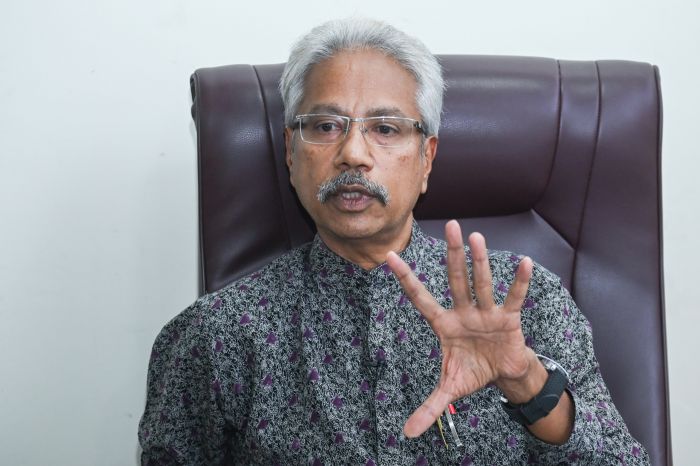 Waytha Moorthy mohon maaf kepada PM dan Tengku Maimun