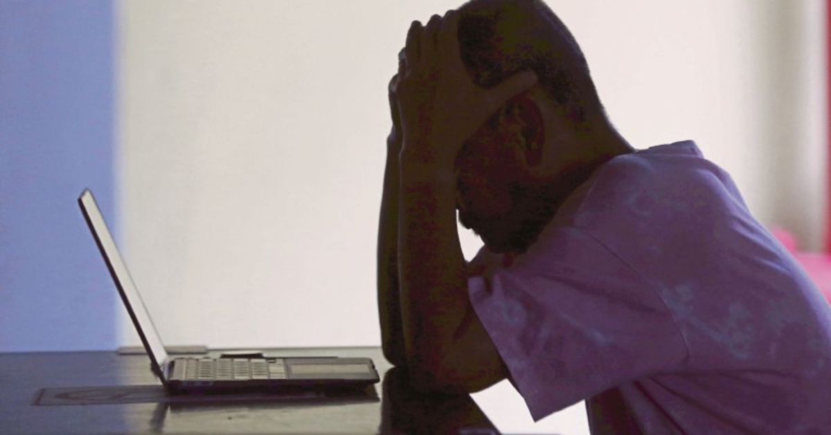 Woman threatened by illegal moneylenders over RM100,000 debt