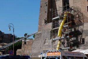 Workers injured in partial collapse of tower near Rome's Colosseum