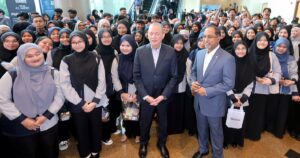 Youths must build 'empires of the mind' to shape Malaysia's future - Zambry