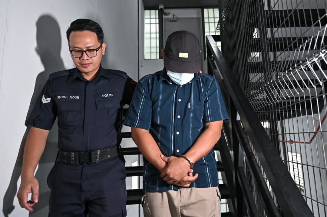 Anggota APMM tidak mengaku terima suapan RM12,000