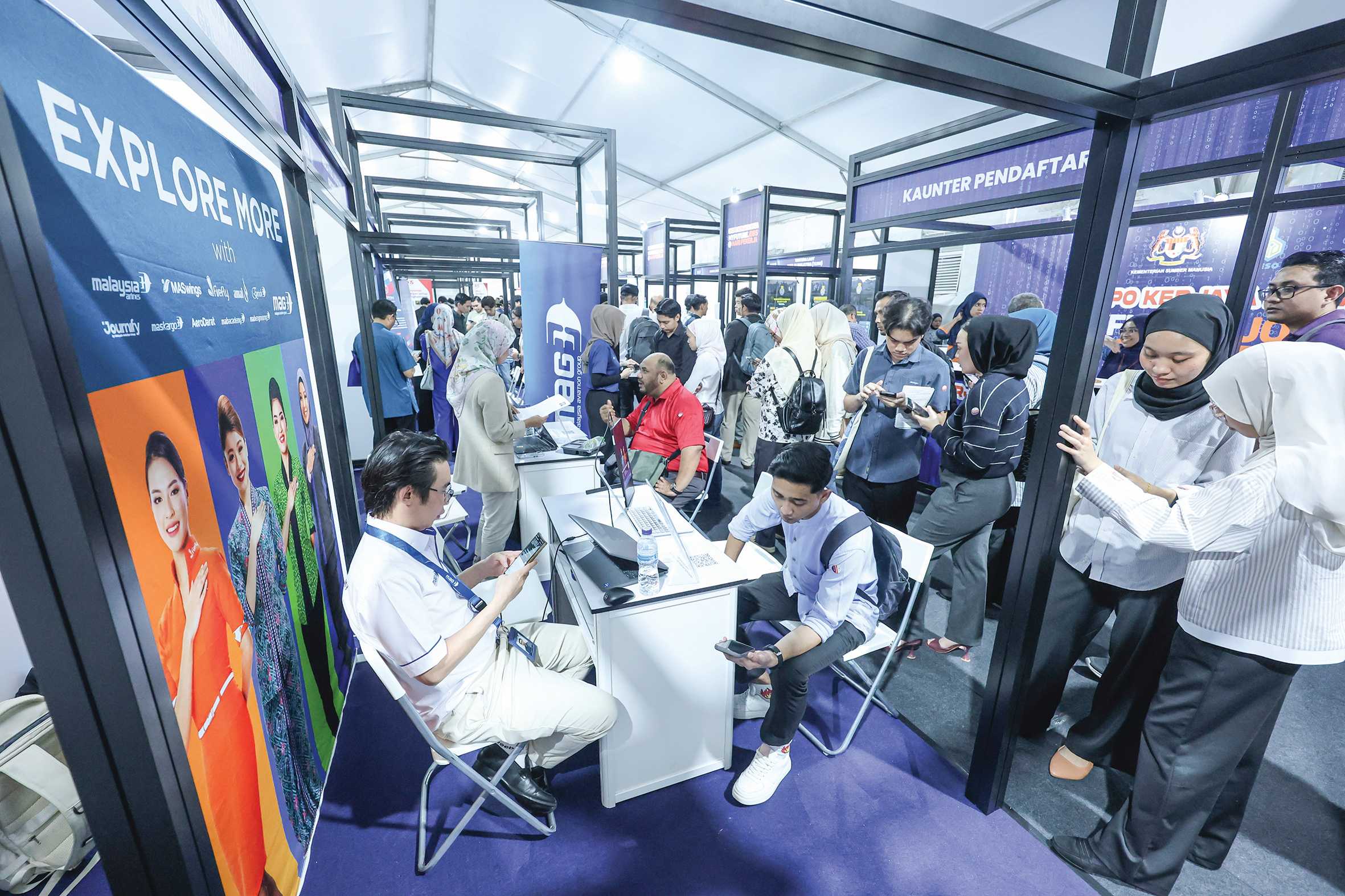 Antara sorok kerja kosong, ‘kabel’, dan gaji cacamarba