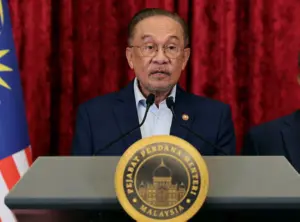 Anwar opts for tweaks over sweeping change