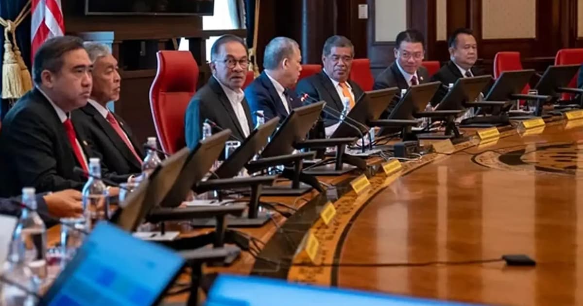 Anwar says he won’t rush Cabinet reshuffle