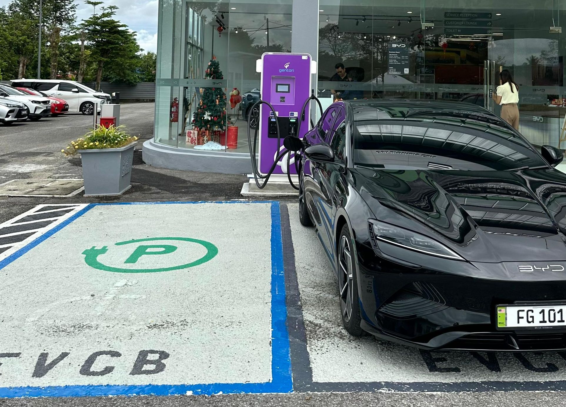 BYD offers free EV Charging on 1st January 2026 at selected showrooms