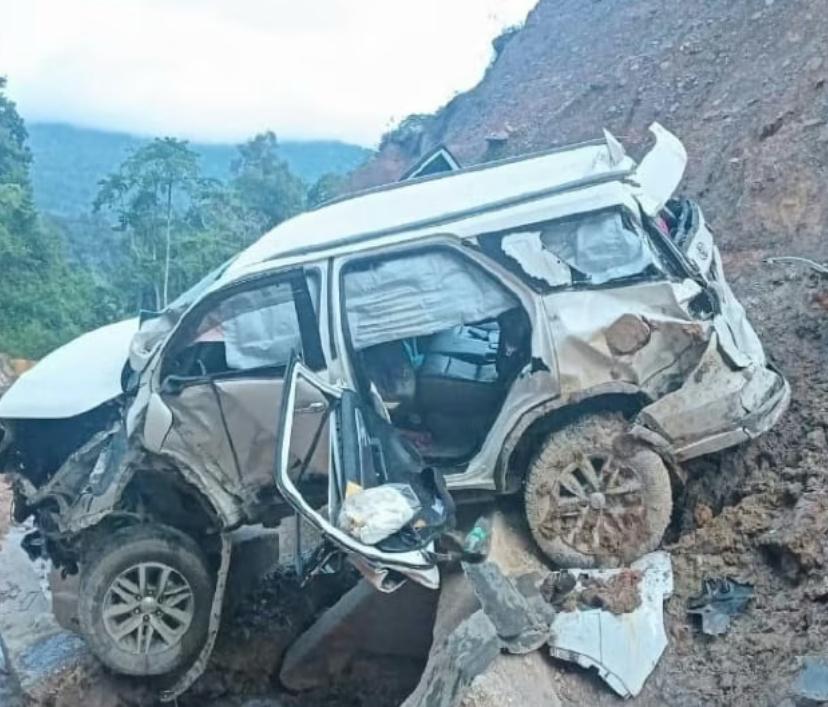 Bakal pengantin maut SUV jatuh gaung di Jalan Aring