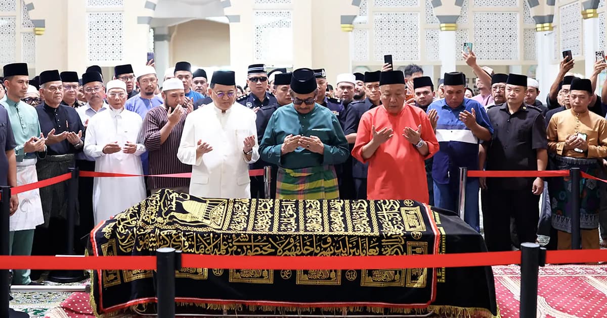 Bung Moktar laid to rest in Sabah