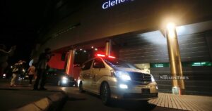 Bung Moktar's remains brought to his Luyang residence