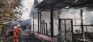 Cedera ketika selamatkan mangsa terperangkap dalam kebakaran