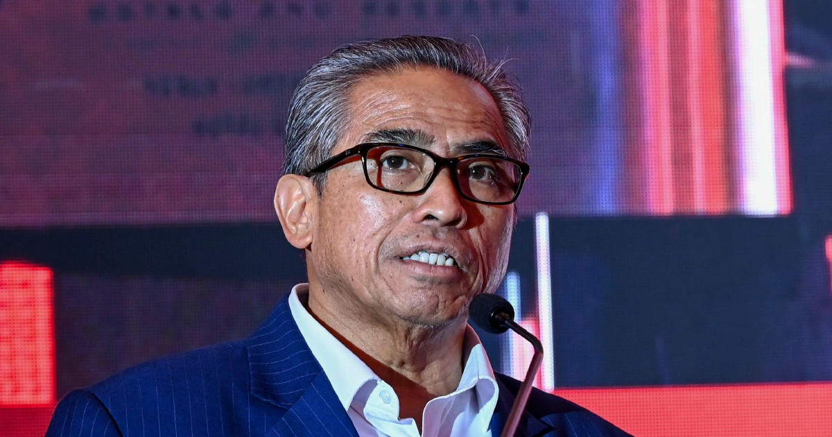 Chief secretary: Dress code relaxed in emergencies to ensure public access