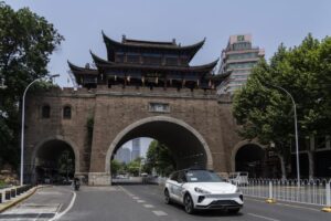 China delays plans for mass production of self-driving cars after accident