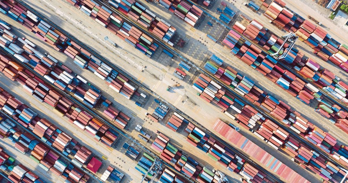 China to lower import tariffs on some products beginning 2026