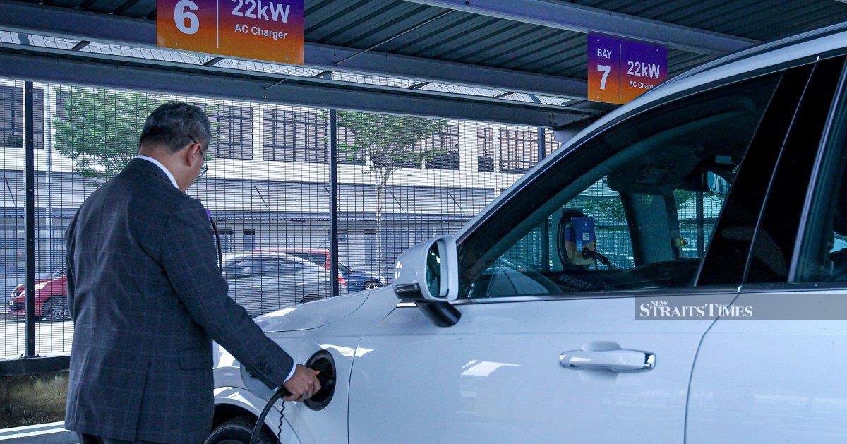 China's EV charging infrastructure reports robust growth