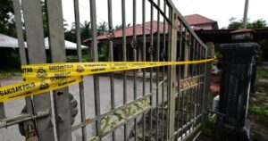 Cops probe financial motive in death of woman found in bag