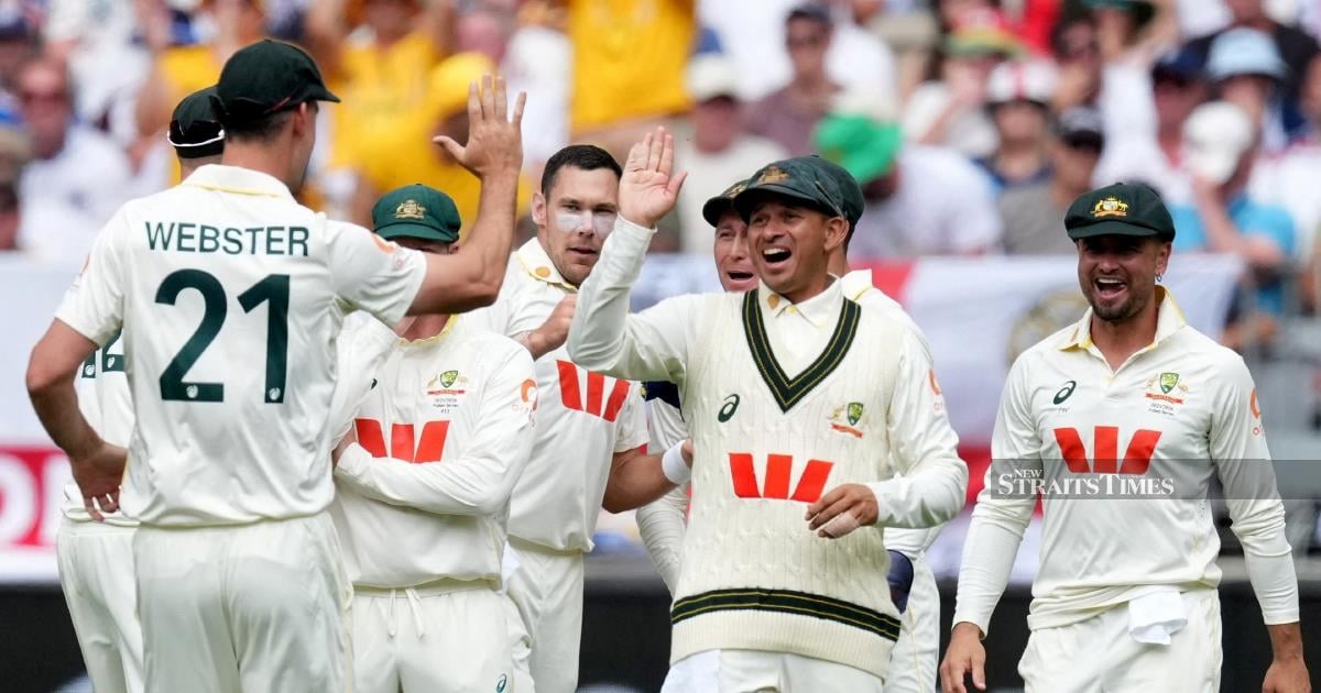 Desperate England looking for Ashes miracle in Adelaide