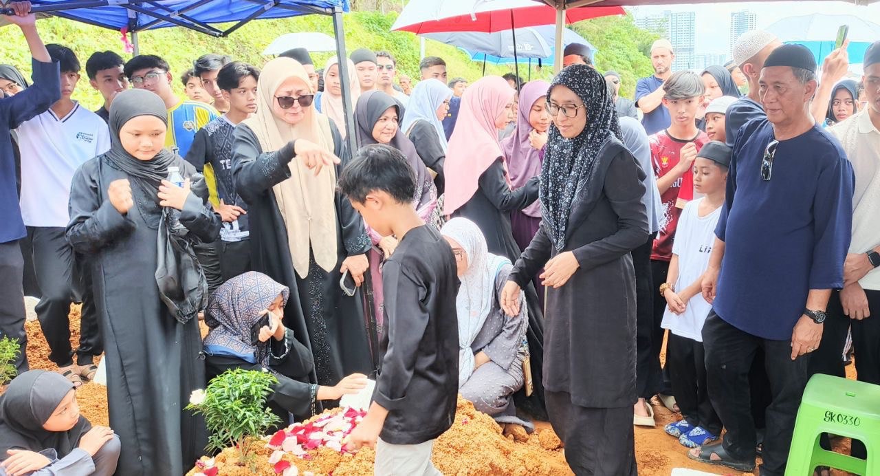 Dua beradik sering keluar bersama sebelum maut dihanyut arus deras