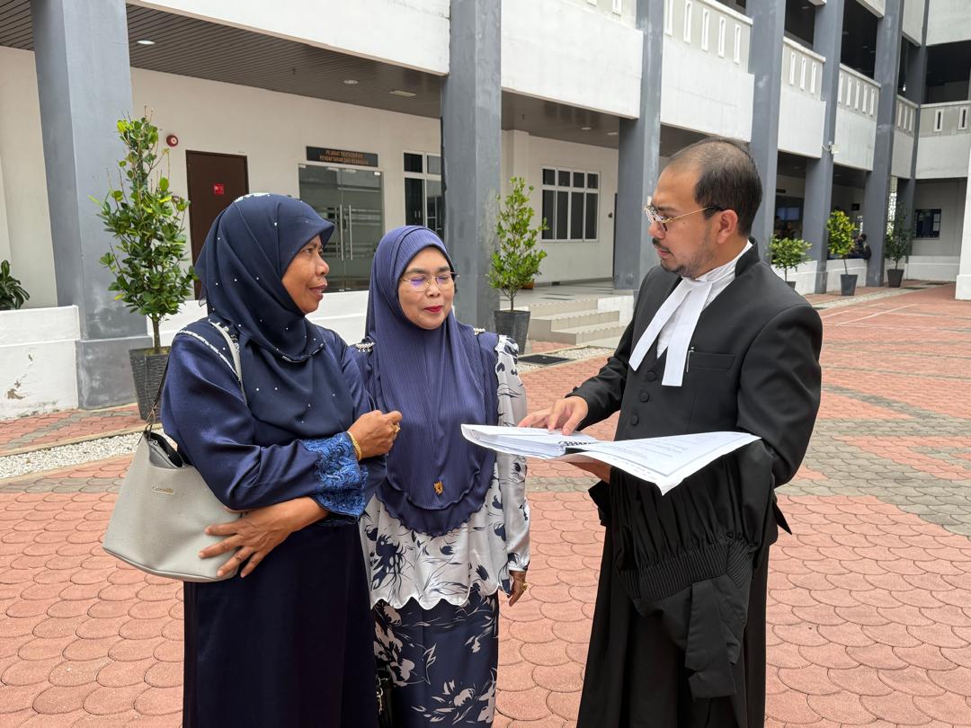 Enam tukang sapu menang saman