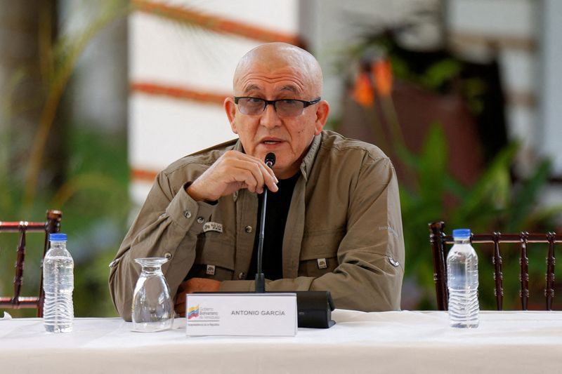 Exclusive-Colombia's ELN rebels willing to resume talks, leader says