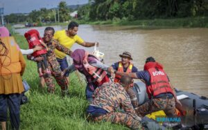 fake ai video rising during monsoon flood season