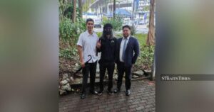 Fahmi Reza arrested over Facebook posts on Tunku Ismail