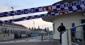 Father and son gunmen kill 15 at Jewish festival on Australia's Bondi Beach