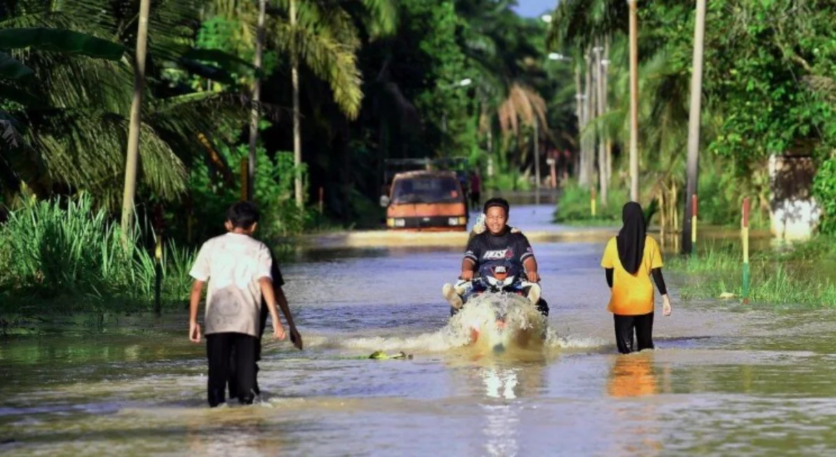 Flood evacuee numbers fall in Perak, stable in Selangor
