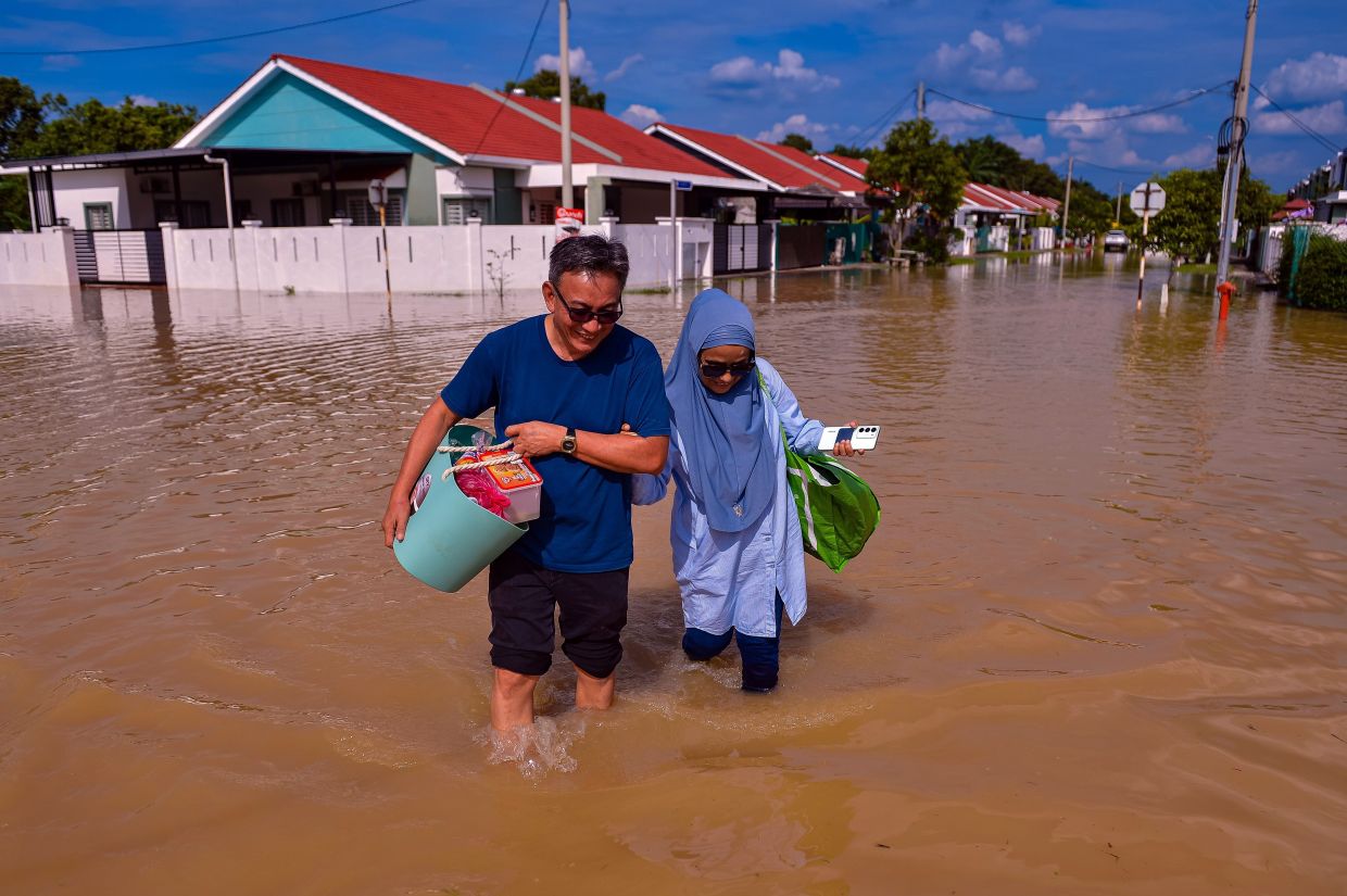 Floods: Fewer evacuees in most states, while Pahang sees slight increase