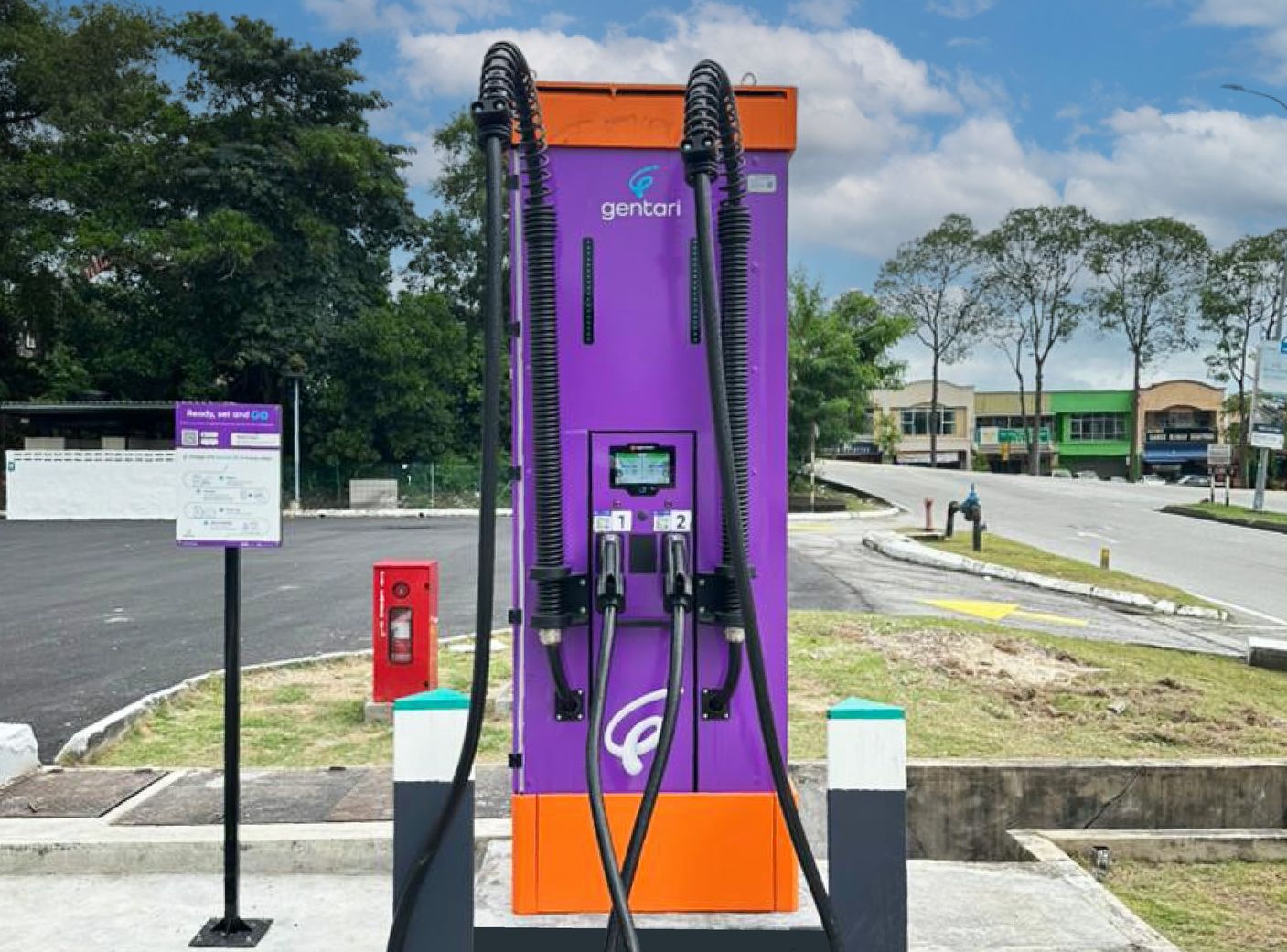 Gentari deploys 200kW DC charger at Petronas Seremban 2