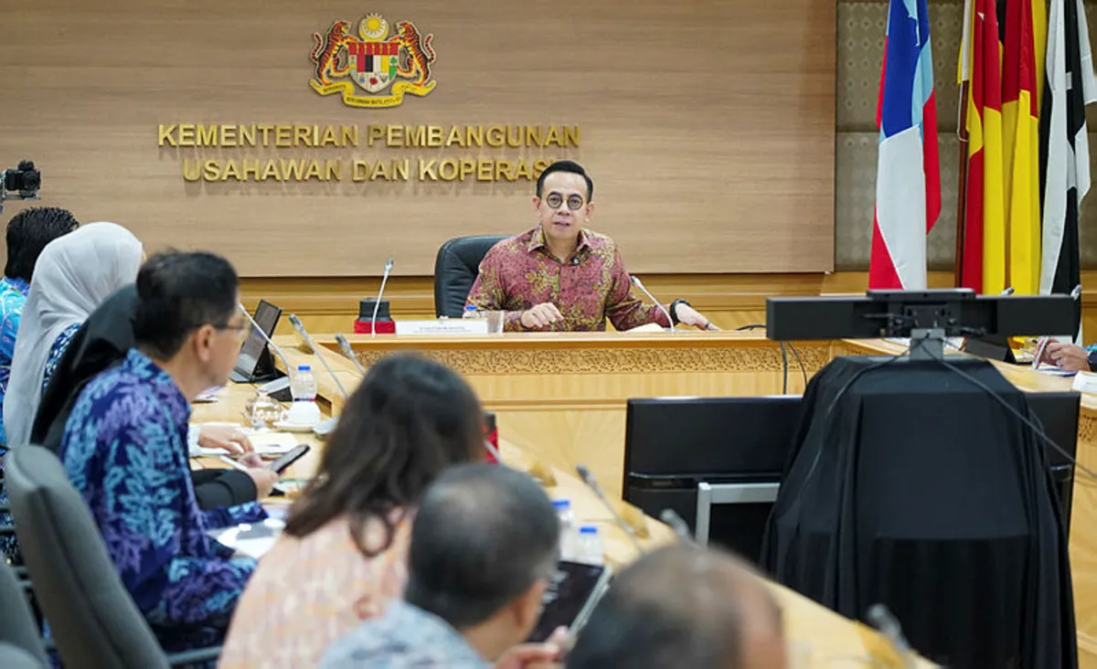 Government urged to simplify processes for Malaysian traders