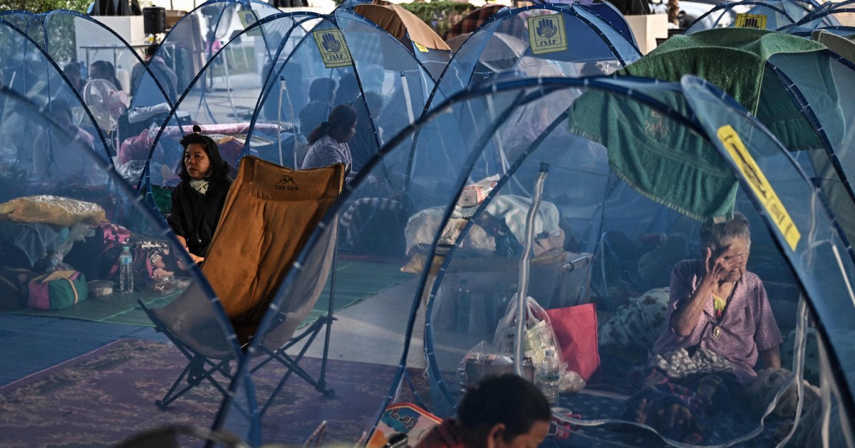 Half a million take refuge in shelters as Cambodia-Thailand border clashes continue