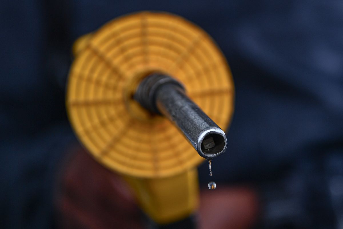 Harga petrol RON97 dan RON95 tanpa subsidi naik 3 sen minggu ini