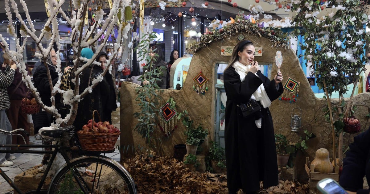 Iranians celebrate Yalda festival as economic woes bite